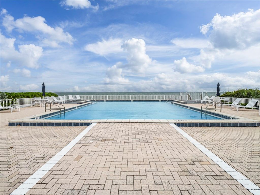 8444 Oceanside Drive, Unit D12, Indian River Shores, FL 32963 Photo