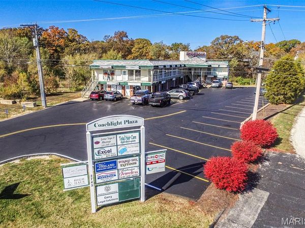 2745 High Ridge Boulevard, High Ridge, MO 63049