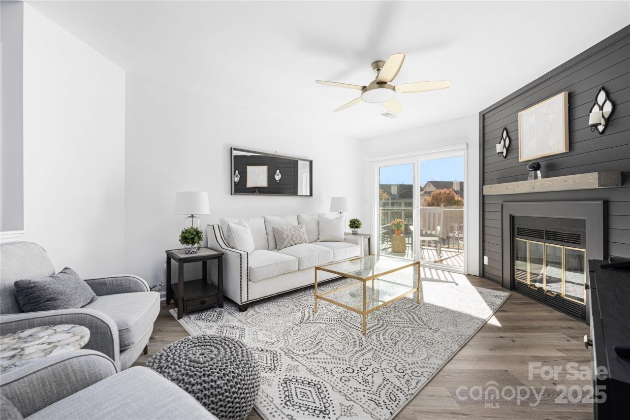 18809 Nautical Drive, Unit 203, Cornelius, NC 28031 Main Photo