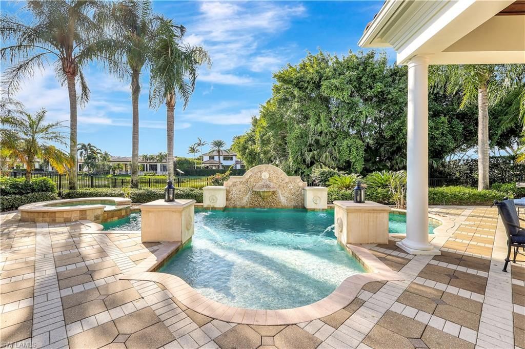 2249 Miramonte Ct, Naples, FL 34105 Photo