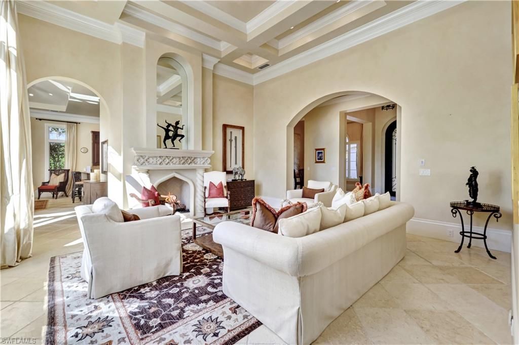 2249 Miramonte Ct, Naples, FL 34105 Photo