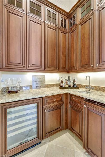 2249 Miramonte Ct, Naples, FL 34105 Photo