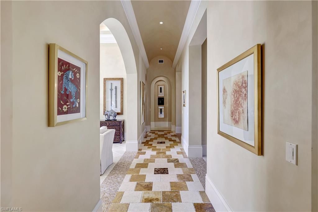 2249 Miramonte Ct, Naples, FL 34105 Photo