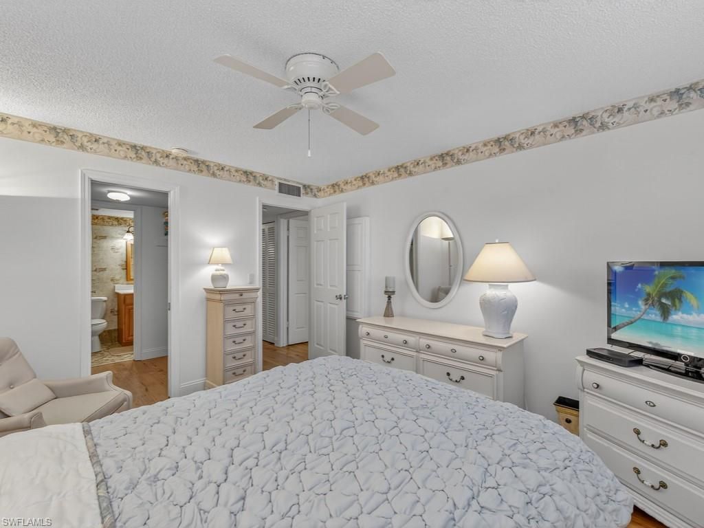 766 Central Ave, Unit 101, Naples, FL 34102 Photo