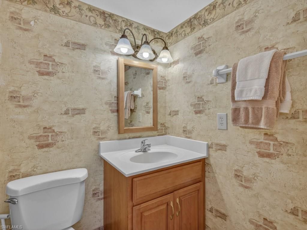 766 Central Ave, Unit 101, Naples, FL 34102 Photo