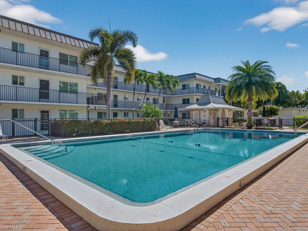 766 Central Ave, Unit 101, Naples, FL 34102 Photo