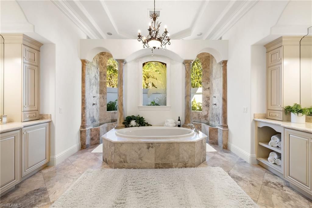 185 Tupelo Rd, Naples, FL 34108 Photo