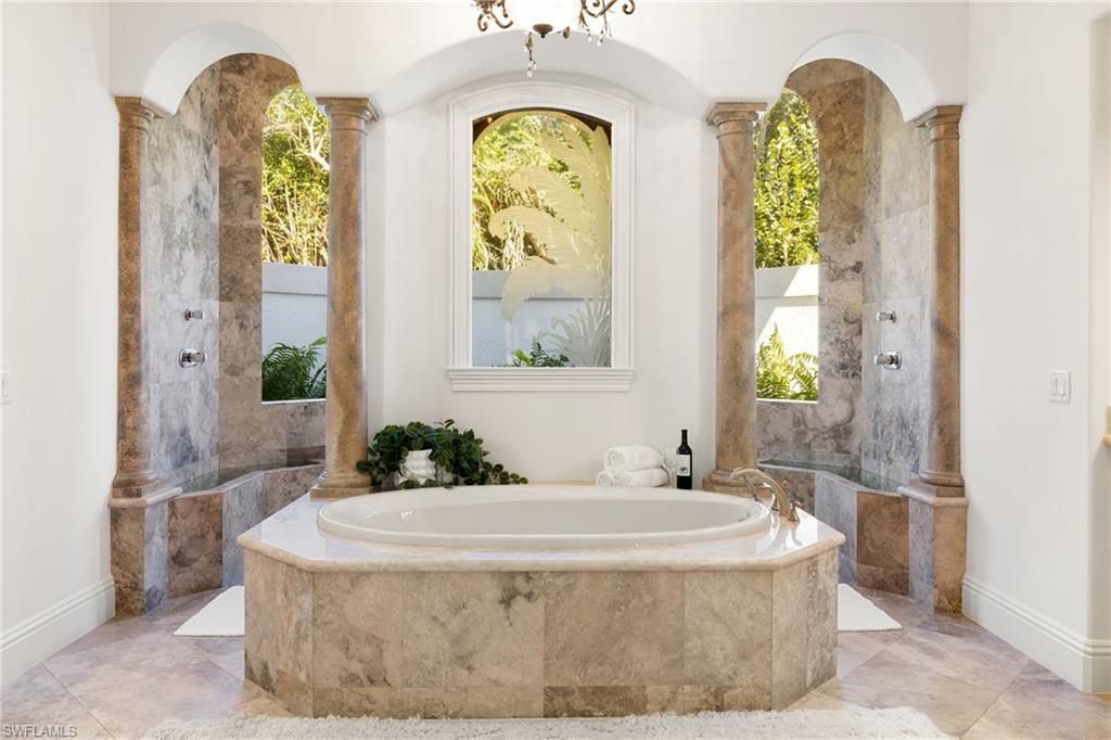 185 Tupelo Rd, Naples, FL 34108 Photo