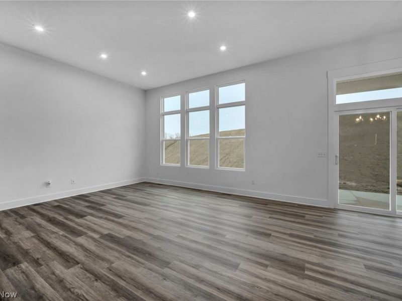 3612 Great Windsor Lane, Green, OH 44685 Photo 6