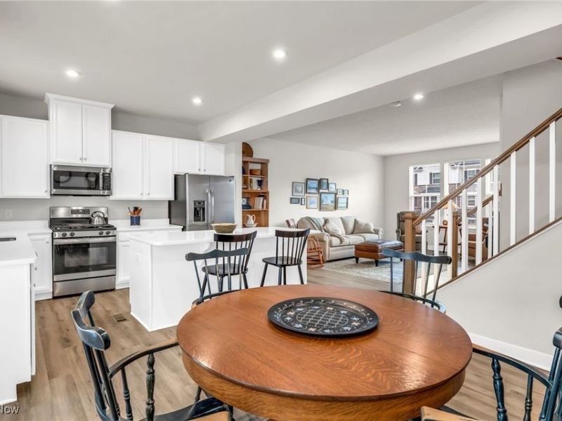 836 Carnation Court, Akron, OH 44303 Photo 11