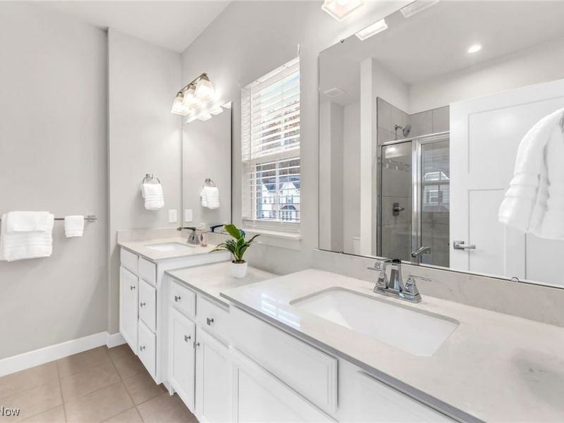 836 Carnation Court, Akron, OH 44303 Photo 18