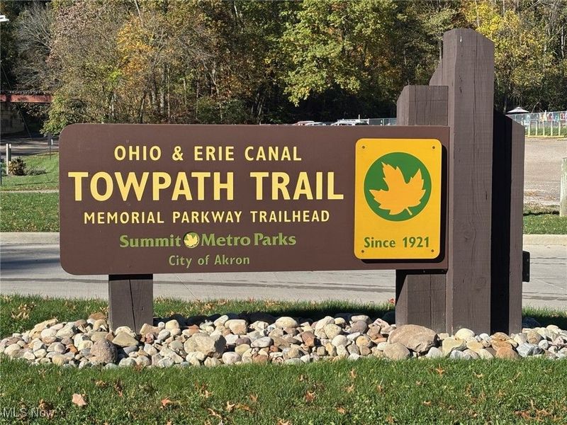 836 Carnation Court, Akron, OH 44303 Photo 35