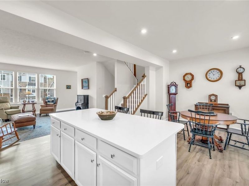 836 Carnation Court, Akron, OH 44303 Photo 9