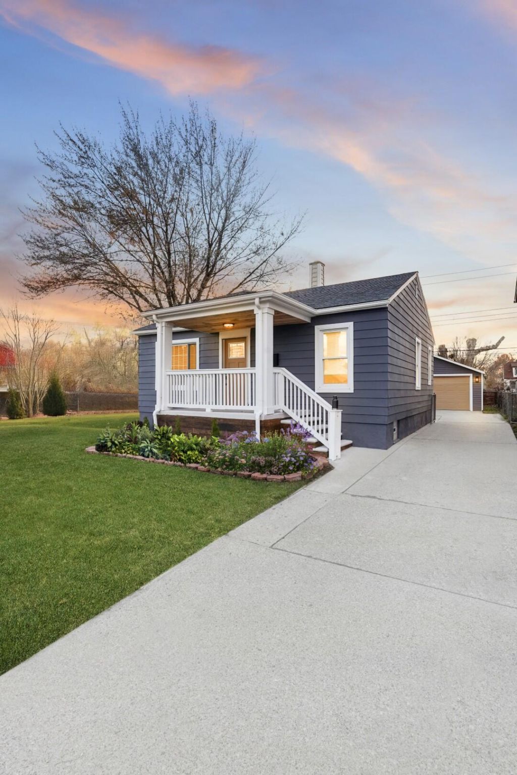 23039 Cushing Avenue, Eastpointe, MI 48021 Main Photo