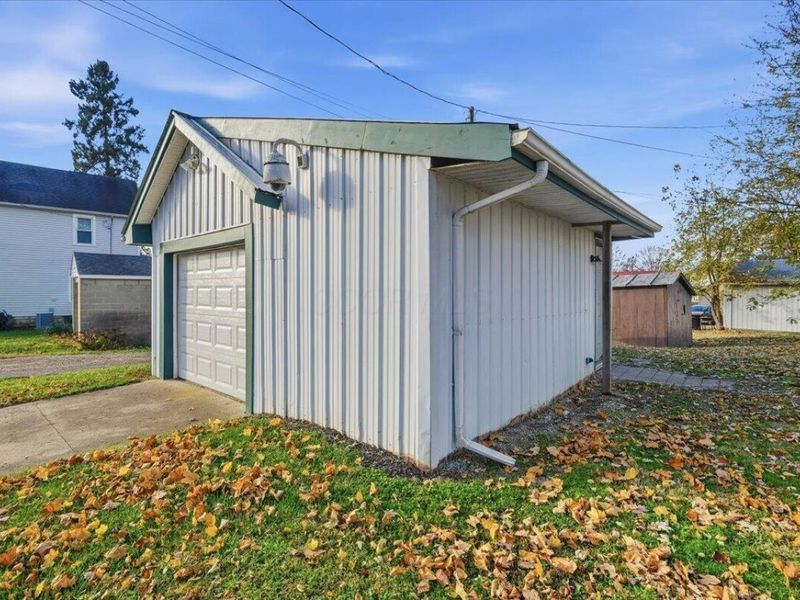 176 Mill Street, Utica, OH 43080 Photo 21