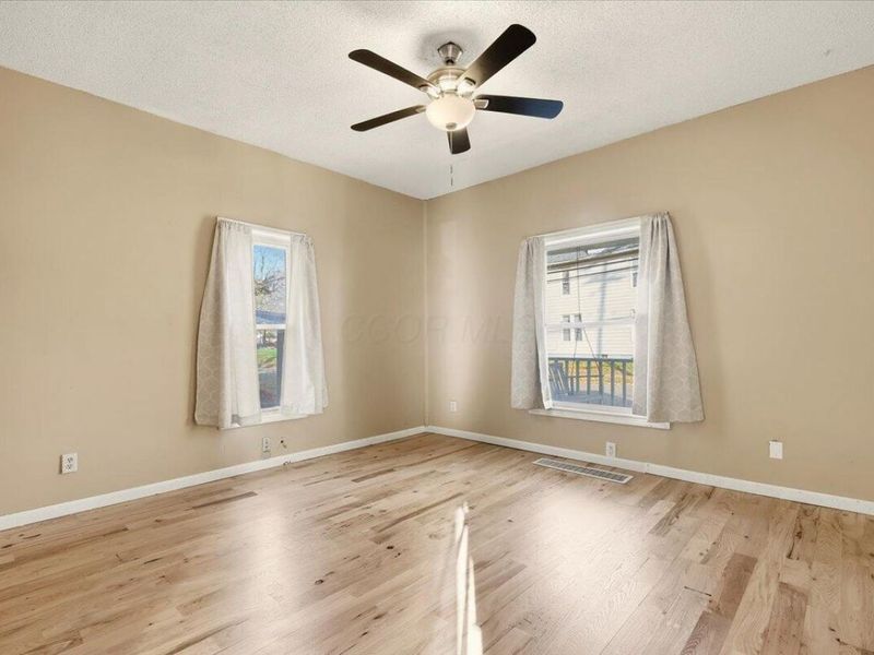 176 Mill Street, Utica, OH 43080 Photo 6