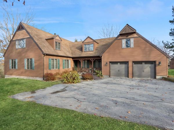 686 Traver Road, Pleasant Valley, NY 12569