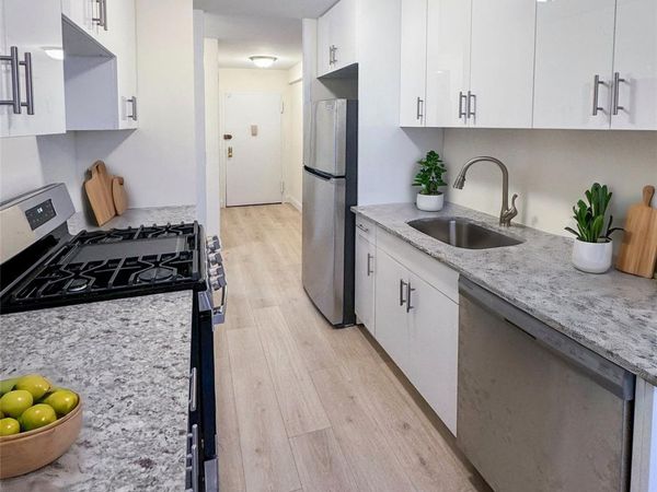 825 Morrison Avenue, Unit 5A, Bronx, NY 10473