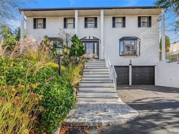 2T Coolidge Avenue, Glen Head, NY 11545