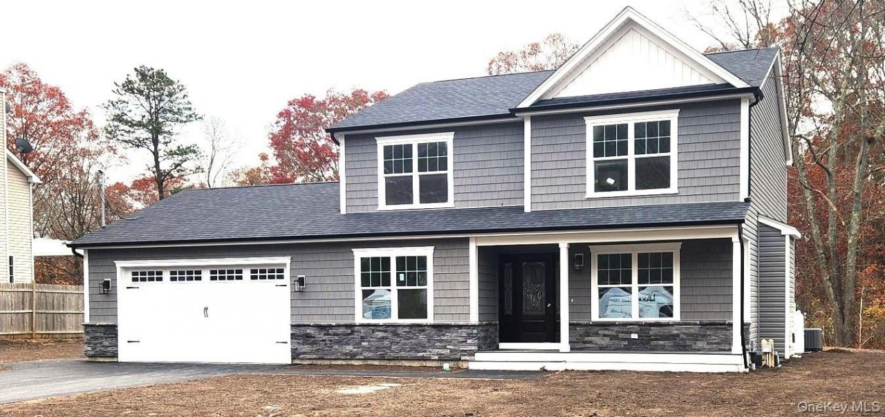 45 Kingsland Avenue, Shirley, NY 11967 Main Photo