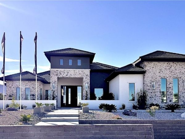 641 Patti Ann Woods Drive, Henderson, NV 89002