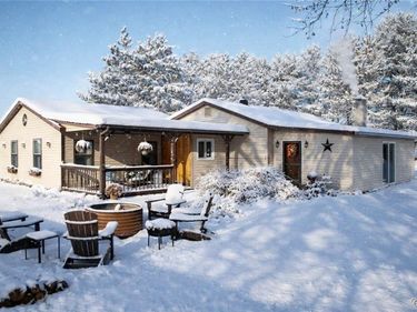 87 Armstrong Road, Lansing, NY 14882