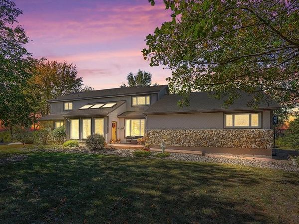 15422 Long Street, Overland Park, KS 66221