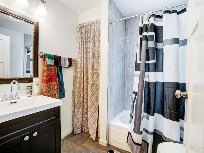 2424 Westwood Northern Boulevard, Cincinnati, OH 45211 Photo 13