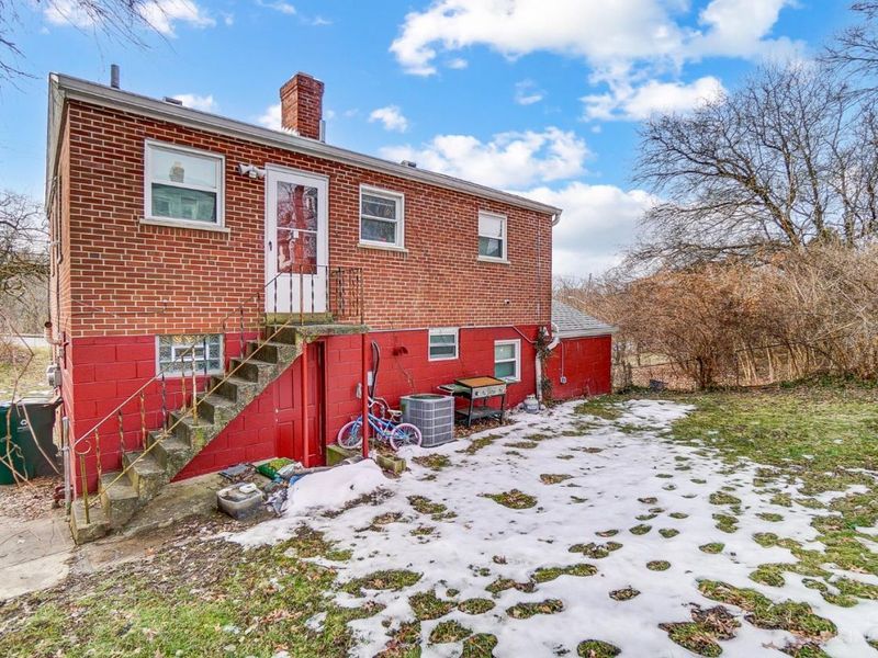 2424 Westwood Northern Boulevard, Cincinnati, OH 45211 Photo 17