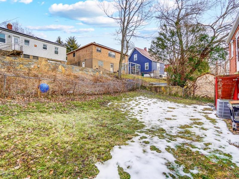 2424 Westwood Northern Boulevard, Cincinnati, OH 45211 Photo 19