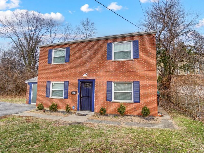 2424 Westwood Northern Boulevard, Cincinnati, OH 45211 Photo 2