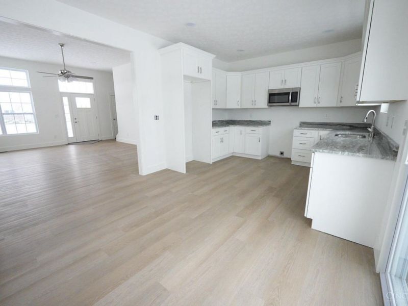 10311 Amherst Drive, Harveysburg, OH 45068 Photo 10