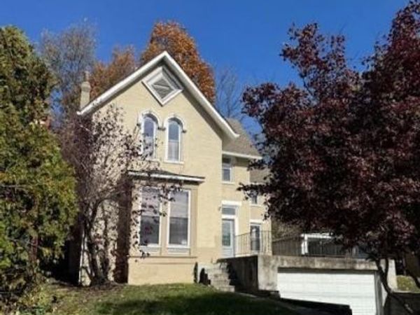 224 Dorchester Avenue, Cincinnati, OH 45219