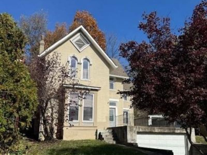 224 Dorchester Avenue, Cincinnati, OH 45219 Photo 1
