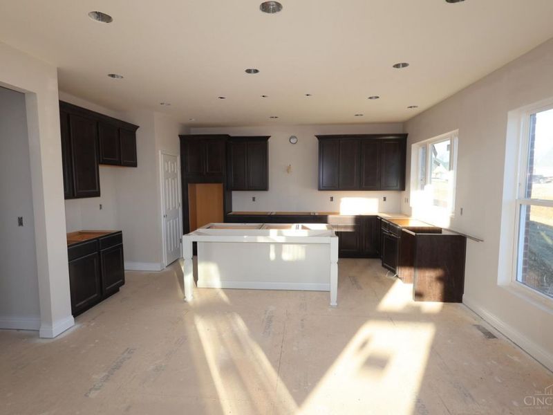 4017 Trailside Drive, Unit 93, Green Township, OH 45248 Photo 7