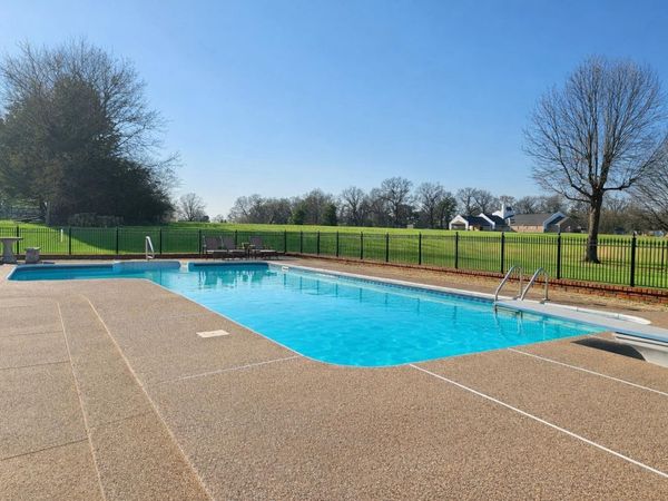 8898 PARR BONNER CIR, Bartlett, TN 38133