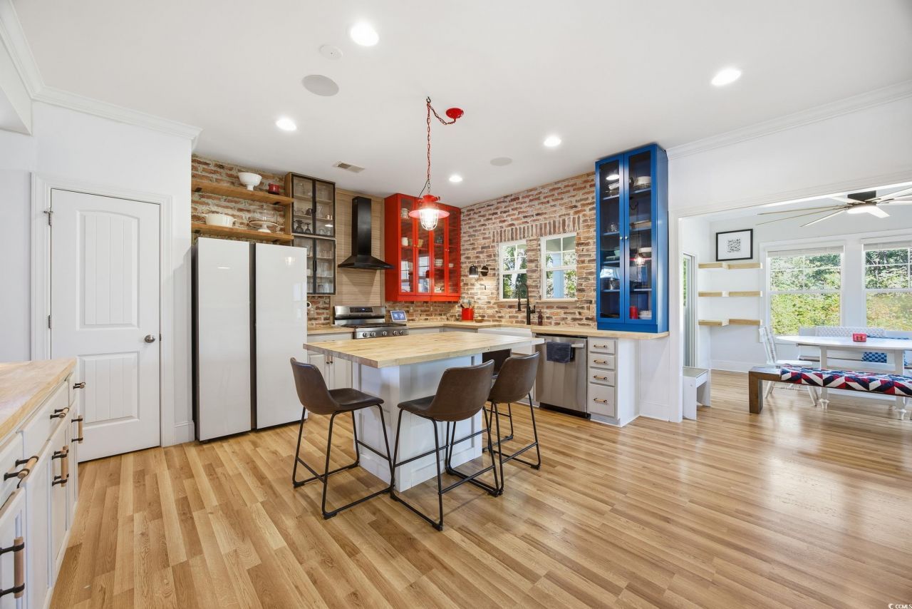 1004 Maccoa Dr. Photo 10