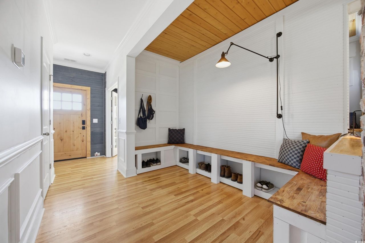 1004 Maccoa Dr. Photo 8