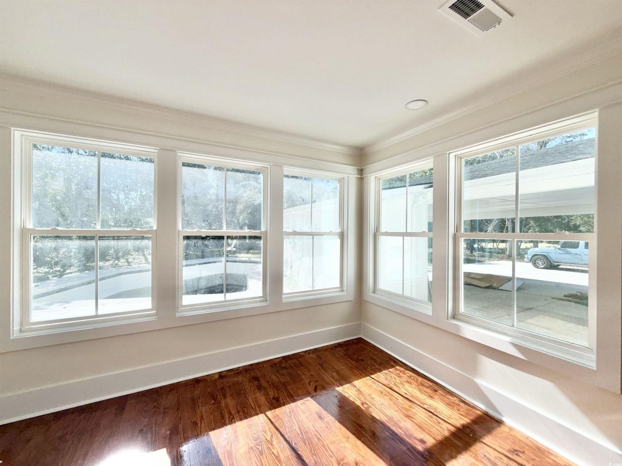 1003 Winding Rd. Photo 13