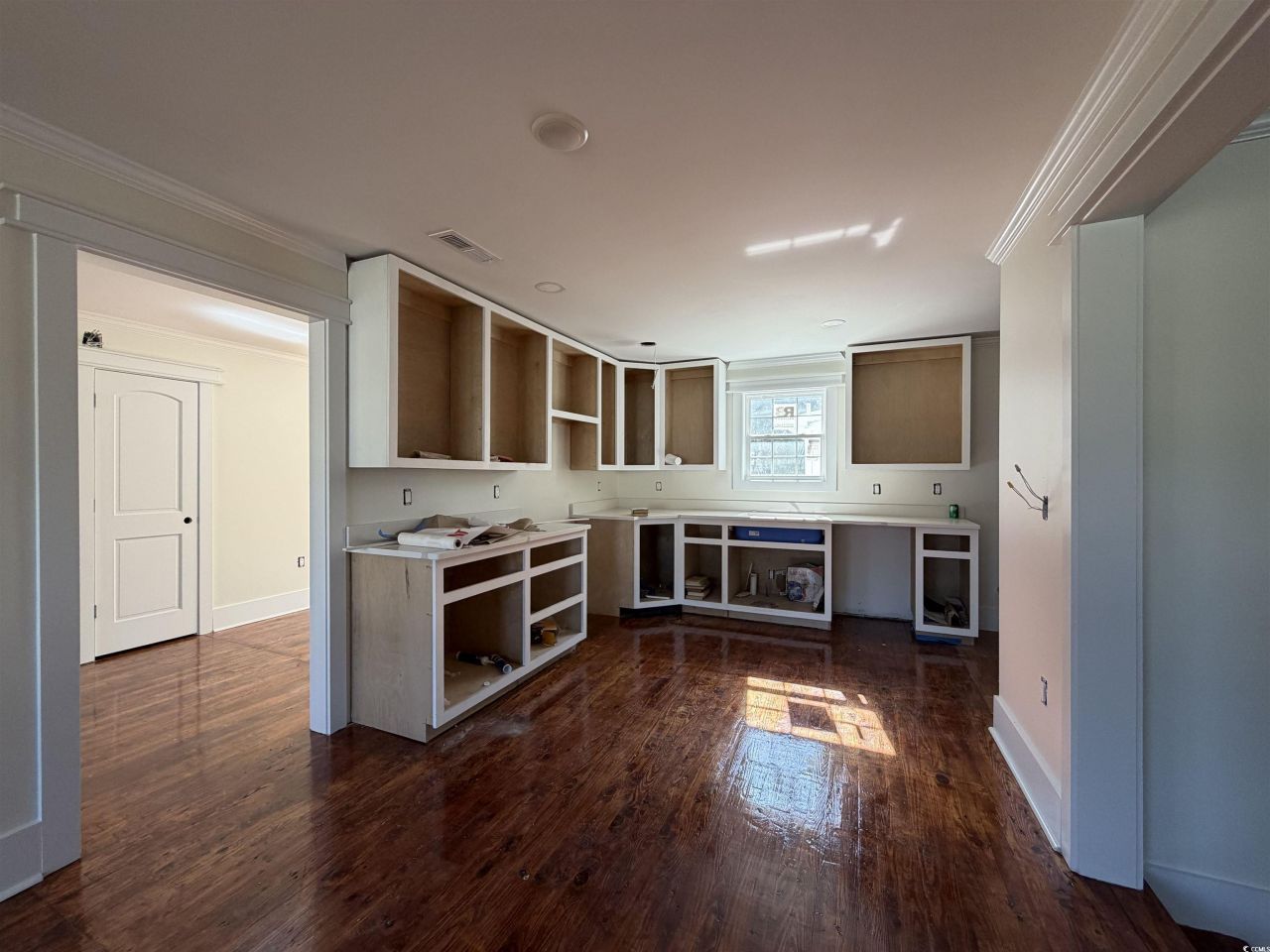 1003 Winding Rd. Photo 7