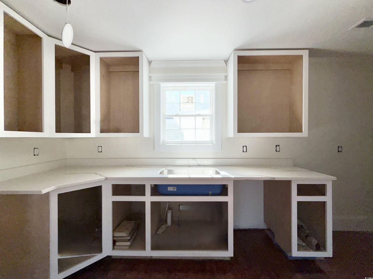 1003 Winding Rd. Photo 8