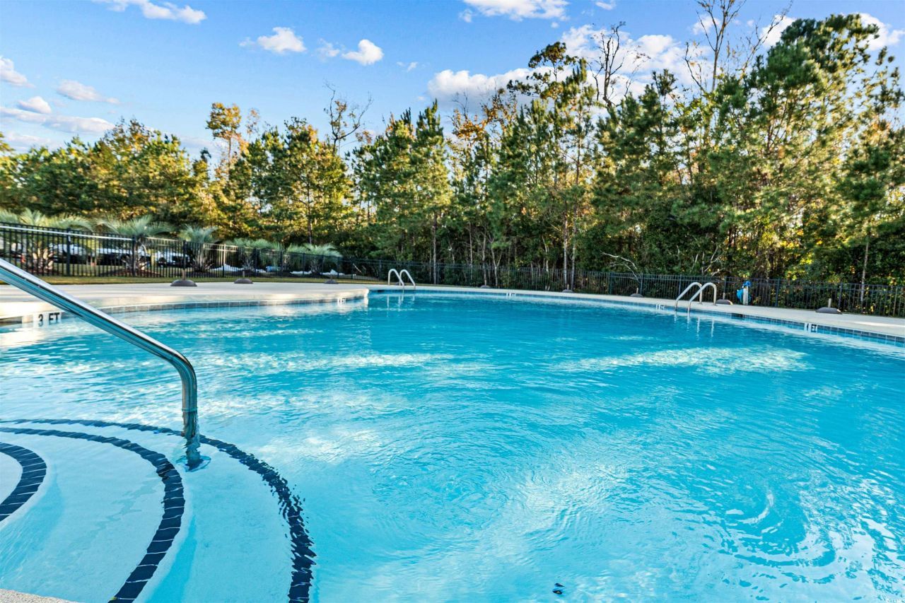 136 Parmelee Dr. Photo 33