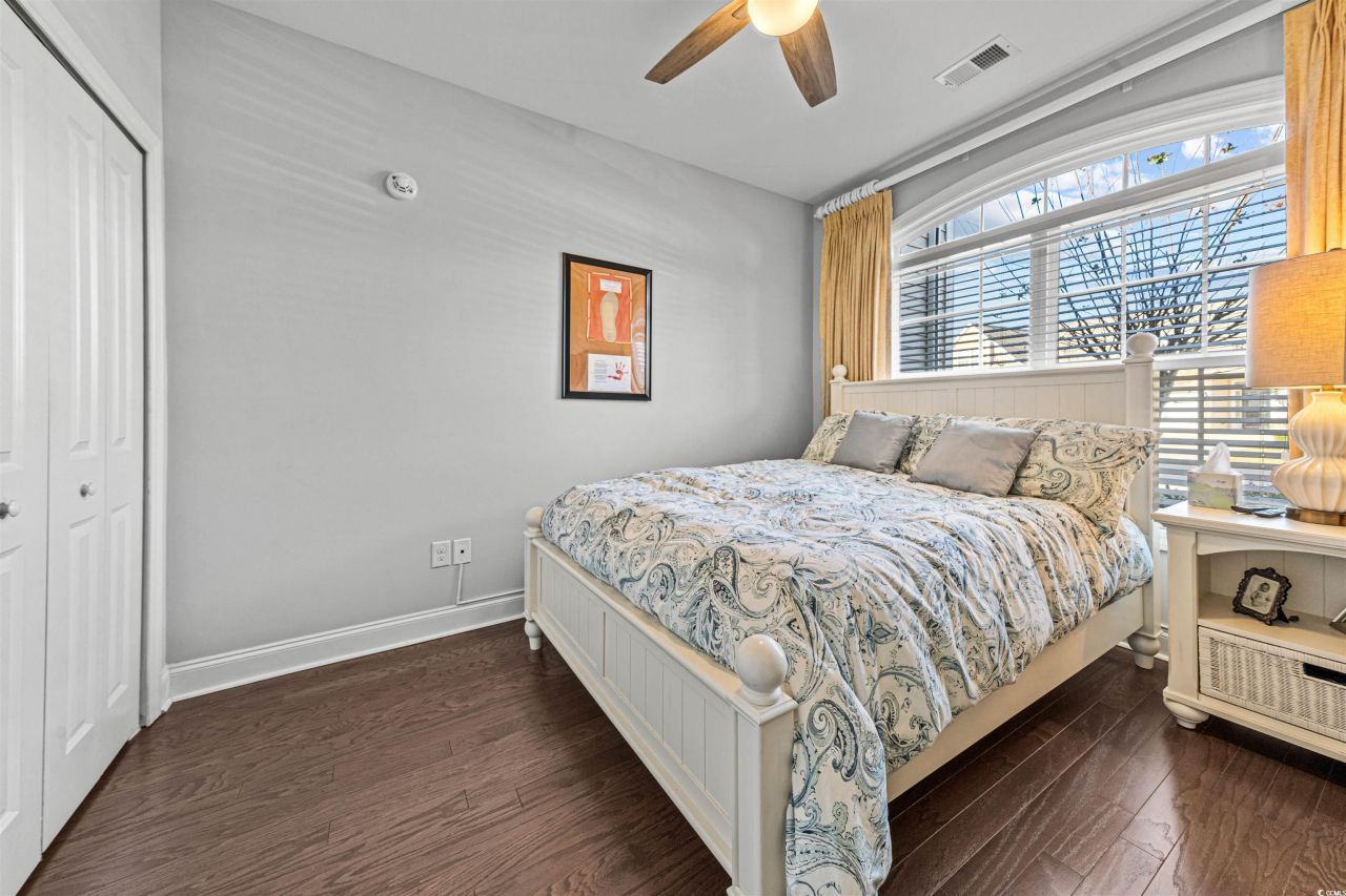 136 Parmelee Dr. Photo 4