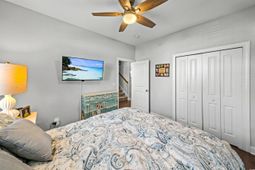 136 Parmelee Dr. photo 4