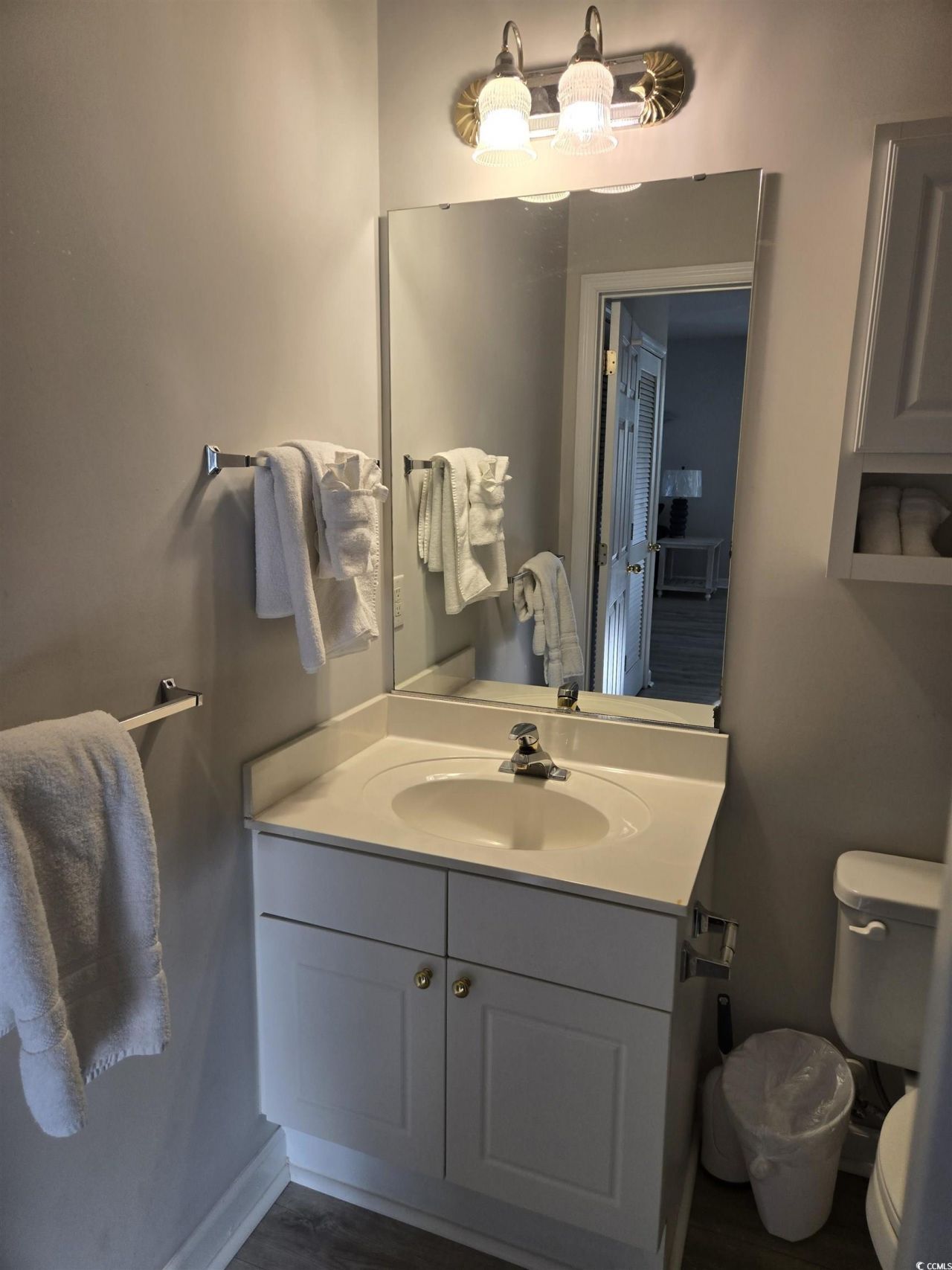 5825 Catalina Dr. Photo 18