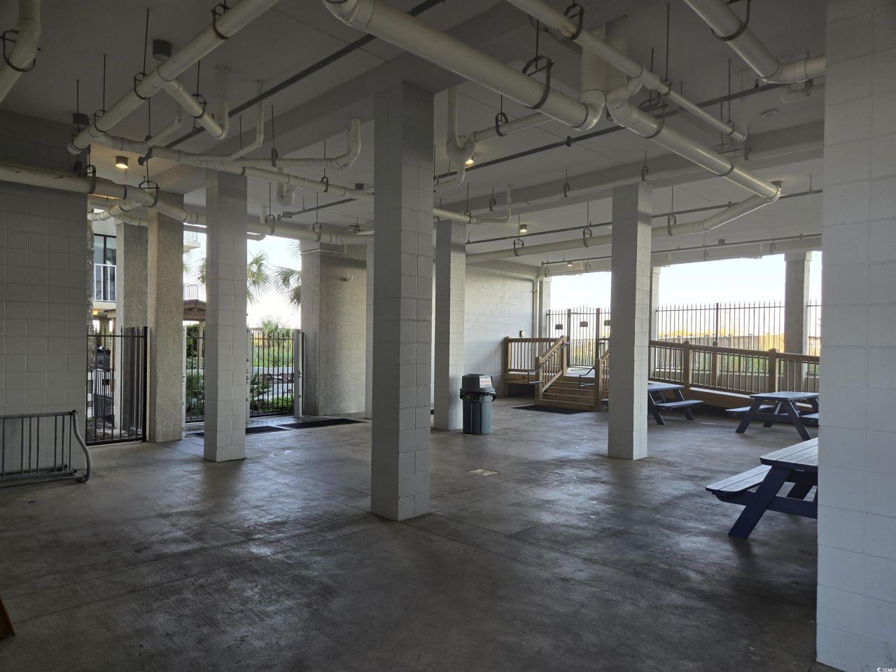 5825 Catalina Dr. Photo 29