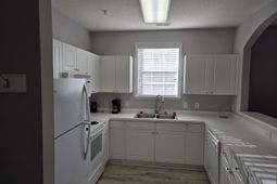 5825 Catalina Dr. photo 4