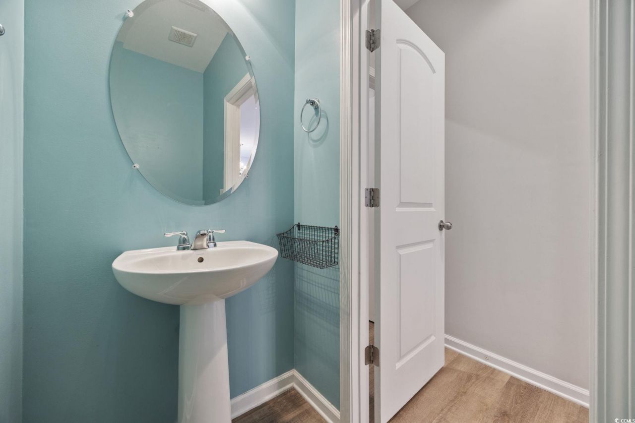 115 Machrie Loop Photo 13