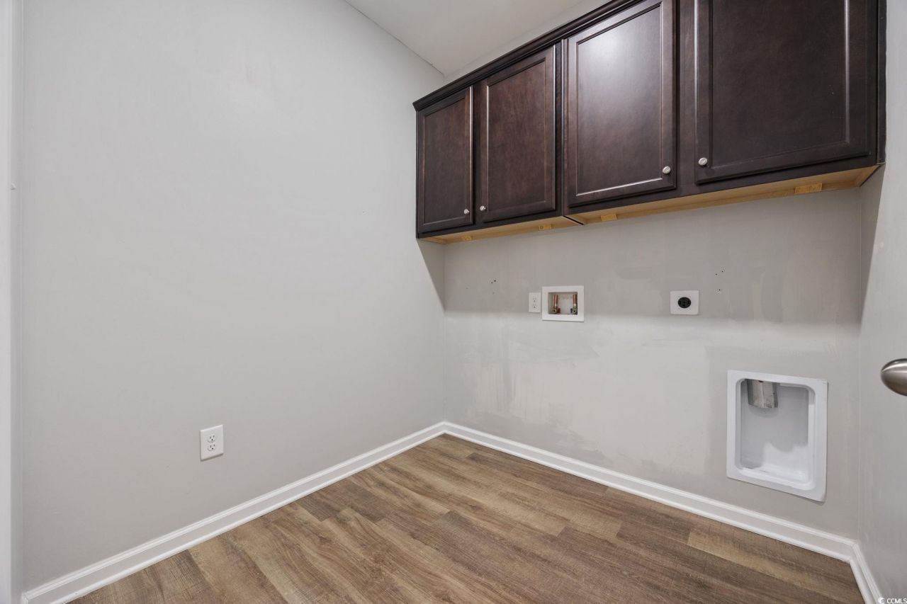 115 Machrie Loop Photo 31