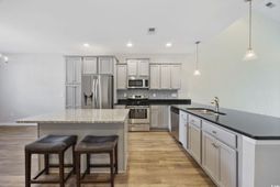 115 Machrie Loop photo 4